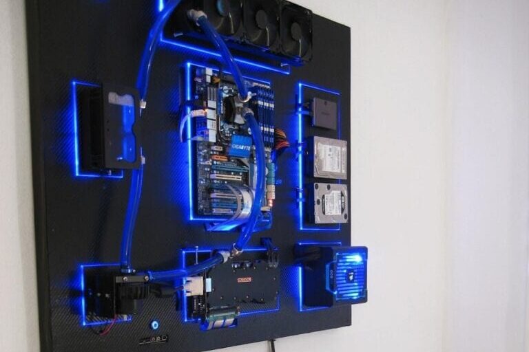 8 Ridiculously Awesome Wall-Mounted PC Build Examples (Jul 2026)